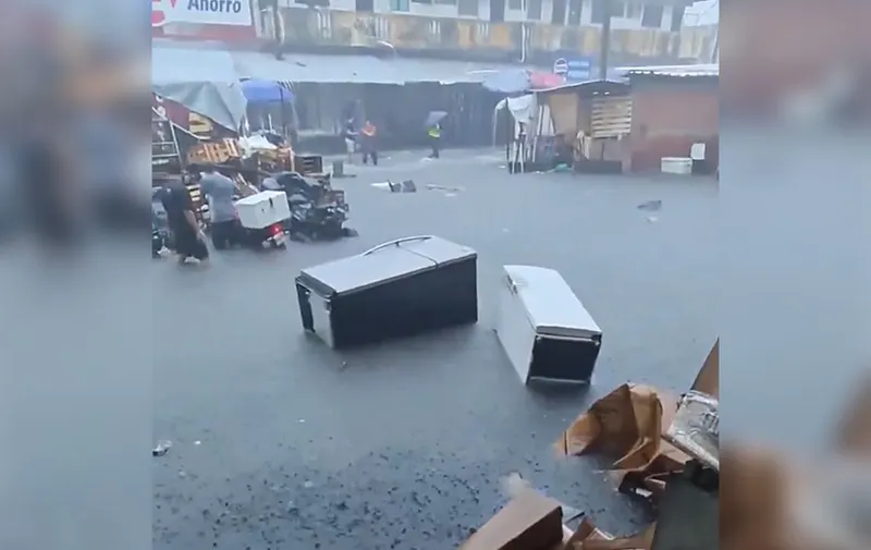 Huracán Simón: suspenden clases en cinco regiones de Guerrero por lluvias e inundaciones