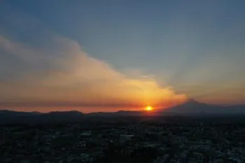 Afecta caída de ceniza en 13 municipios aledaños al volcán Popocatépetl: PC