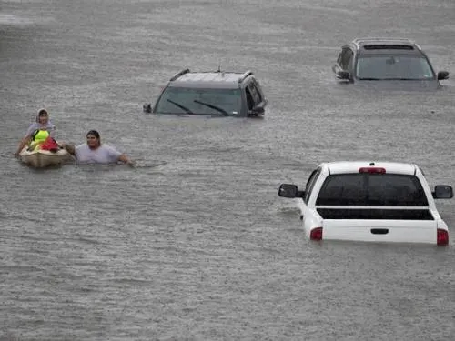 Cierran último albergue de refugiados por “Harvey” en Dallas