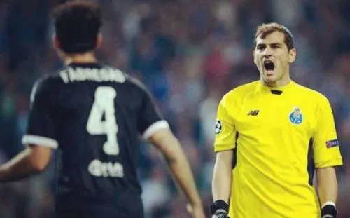 Casillas cumple 100 partidos con el Oporto