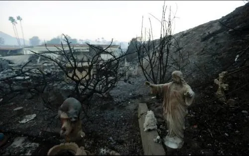 Días de calma dejan combatir incendio en California