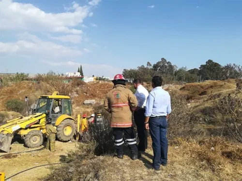 Detienen a tres elementos de PC Municipal de Amozoc por el delito de extorsión