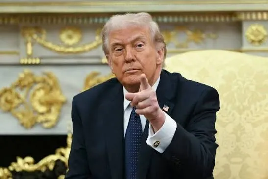Trump critica a Sheinbaum por rechazar ayuda de Estados Unidos contra cárteles