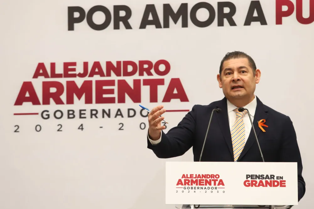 Armenta busca devolver fuero a los diputados locales; fue eliminado por Barbosa