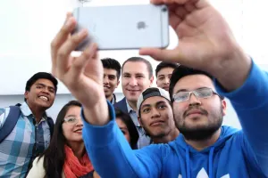 Inaugura RMV Centro de Salud y Laboratorio en la BUAP