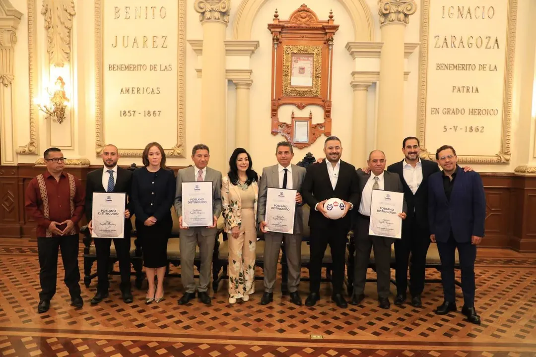 Reconocimiento Poblanos Distinguidos