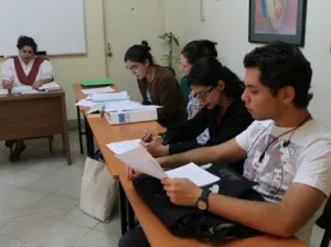 Cuatro de cada diez mexicanos hablan inglés básico
