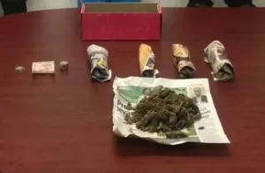 SSP decomisa 4 kilos de mariguana; caen 2 presuntos narcomenudistas