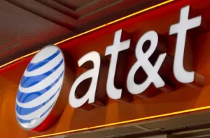 AT&T quiere atraer nuevos clientes con 3 meses gratis