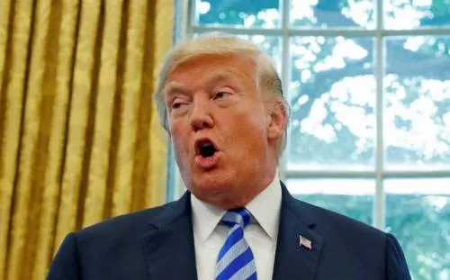 Trump advierte sobre “cambios violentos” si pierde elecciones de medio mandato