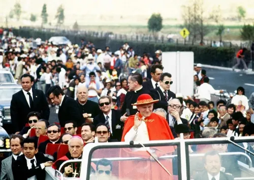 Hoy se cumplen 41 años de la visita  del Papa San Juan Pablo II a Puebla