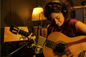 La música de Florencia Núñez llega al Andador Cultural del CCU BUAP