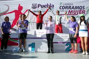 Más de 10 mil personas participaron en Carrera con la Mujer contra la Violencia