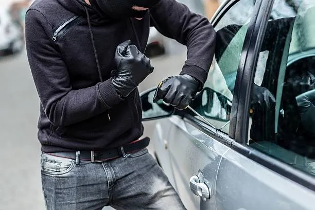 Robo de auto