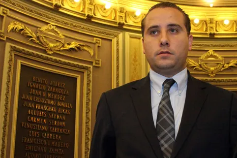 Riestra pide que Pacto por Puebla incluya al Congreso