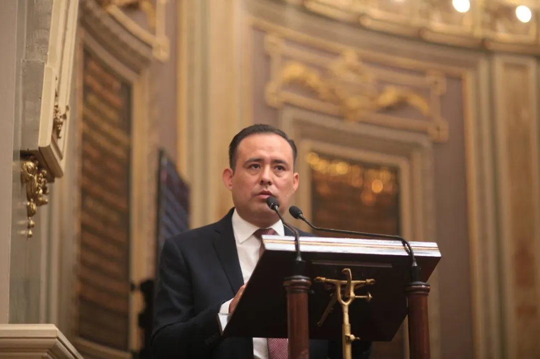 Eduardo Castillo, Congreso de Puebla