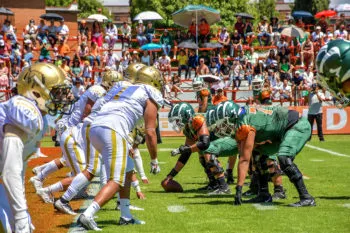Los Aztecas UDLAP inician la temporada con triunfo ante Potros UAEM