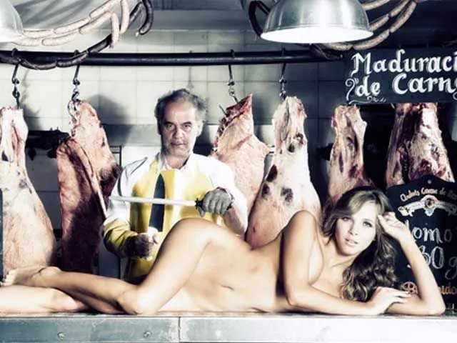 Ex Miss Mundo comercia con su carne