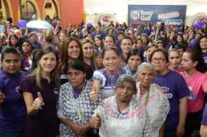 Tony Gali cuidará la salud de las familias poblanas: Dinorah López