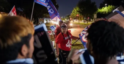 Vicegobernador de Texas ofrece 1 millón de dólares por evidencia de fraude electoral