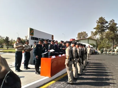 Ceremonia de liberación de cartillas del Servicio Militar encabezan autoridades castrenses y estatal