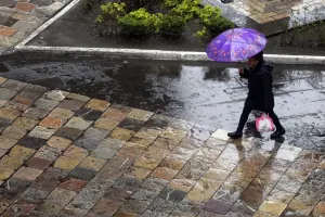 Día lluvioso mantiene agitada la mañana en Puebla