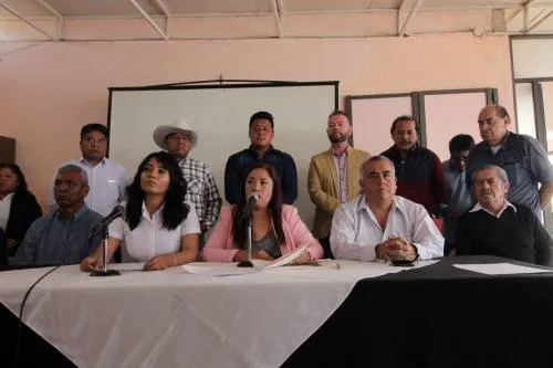 Consejeros estatales y operadores políticos del PAN arremeten contra Genoveva Huerta