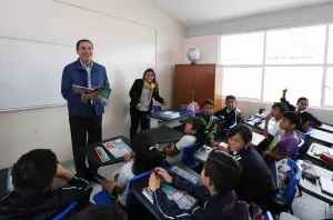 Puebla con los mejores niveles de educación en el país: RMV