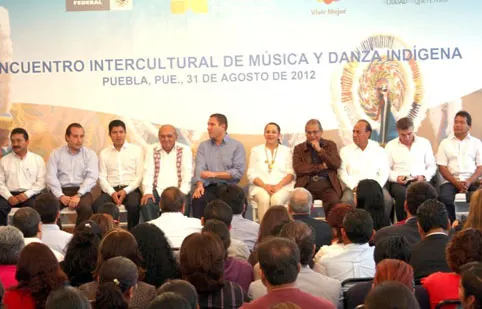 Participan diputados locales en III Encuentro Intercultural de Música y Danza Indígena