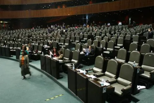 Por Día de Muertos, diputados agarran puente de seis días