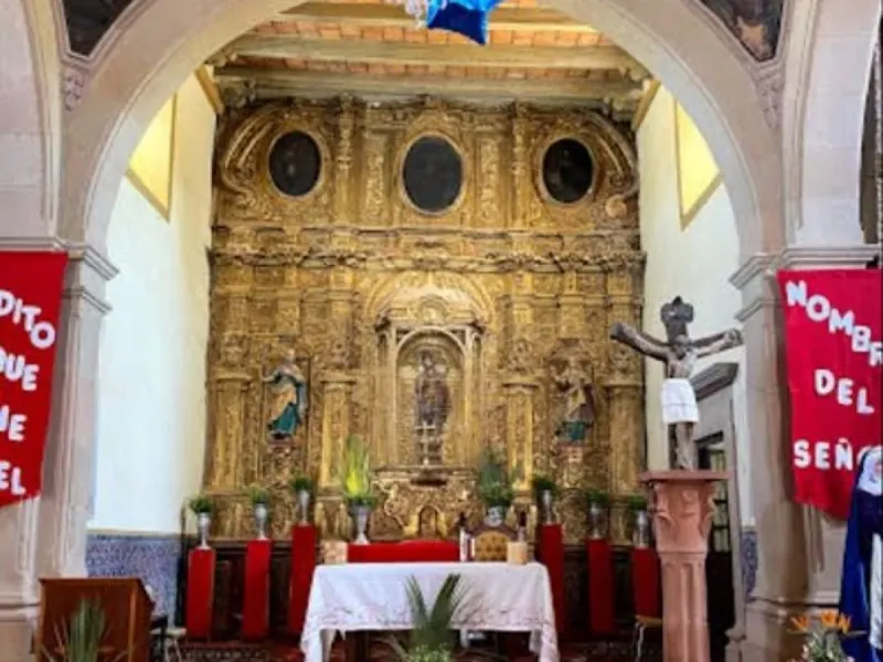 Roban escultura de San José en iglesia de SLP