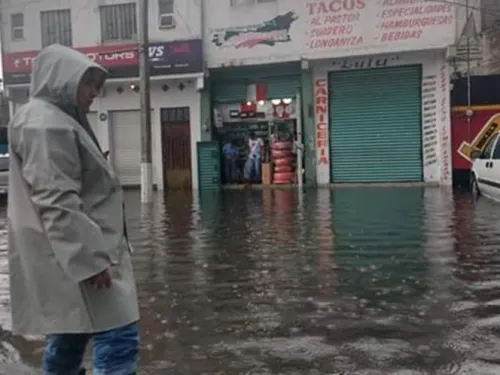 Onda tropical 23 provocará lluvias fuertes en gran parte del país
