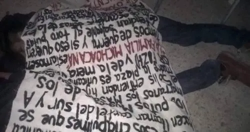 Cuatro cuerpos y narcomanta son hallados en el Estado de México
