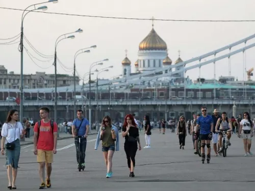 Rusia reabre fronteras y pone fin a cuarentena en Moscú