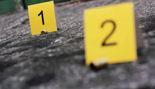 Frente a su familia, asesinan de varios disparos a un hombre en Juan C. Bonilla