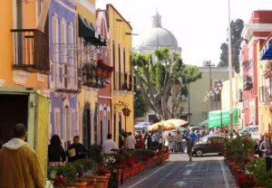 Puebla, lejos de verdaderas metrópolis del país