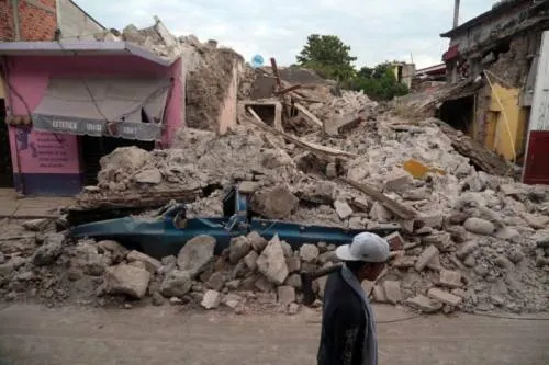 ¿Ya inició el saqueo en la reconstrucción de las casas dañadas por el sismo?