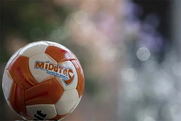 Torneo mexicano estrena campaña contra obesidad