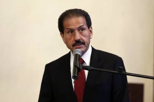 Rector Esparza reporta saldo blanco en la BUAP