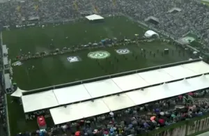 Comienza el cortejo fúnebre del Chapecoense en el Arena Condá
