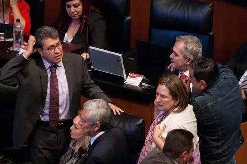 Senado rechaza ternas de AMLO para la CRE; ejecutivo tendrá que enviar otras propuestas