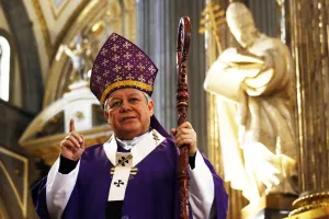 Arzobispo celebra inicio de Cuaresma en Catedral