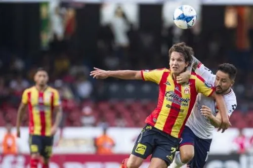 Ante Morelia, Veracruz pesca su primer punto del torneo