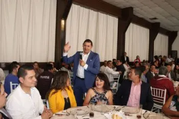 En reunión con 300 aspirantes a candidatos, Armenta pondera la unidad que caracteriza a Morena