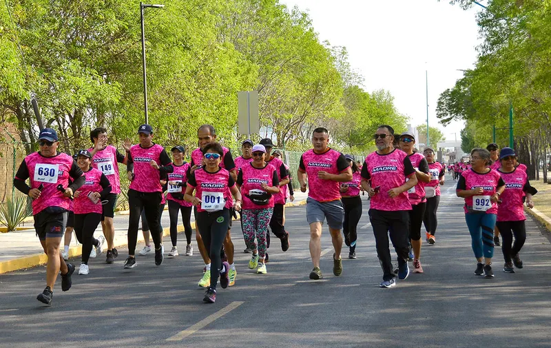 buap-carrera-de-la-madre-universitaria