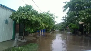 Peña Nieto ordena trabajo coordinado en apoyo a afectados por lluvias