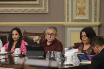 En el Congreso de Puebla, PAN y Morena arman debate por caso Riestra
