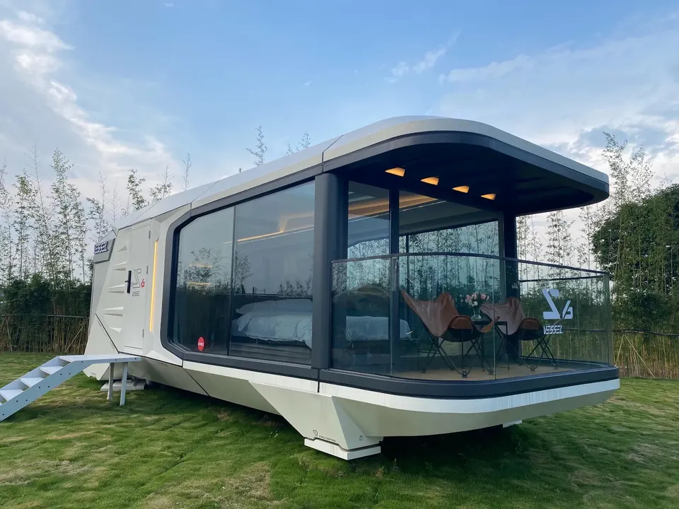 Casa Vessel Housing