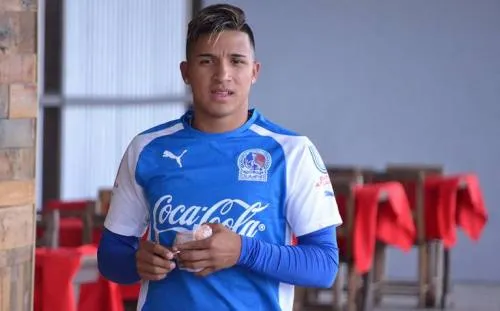 Chirinos ya negocia su renovación con Lobos