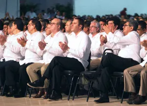 Acompaña RMV a Arturo Núñez durante su tercer informe de labores
